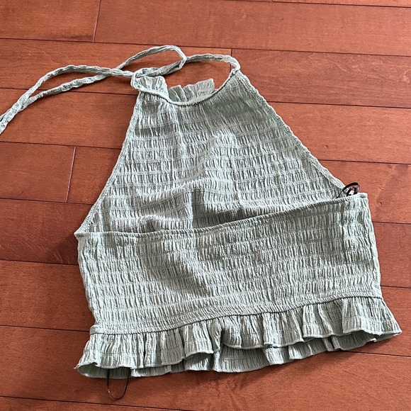 H&M Green Ruffled Crop Top - Picture 2 of 2